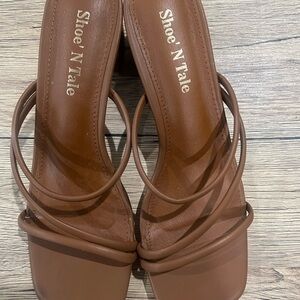 Sandal heels ,7.5